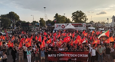 Kadıköy’de NATO’ya Karşı Yürüyüş “Bu Memleket Bizim, Bu Kavga Bizim!”