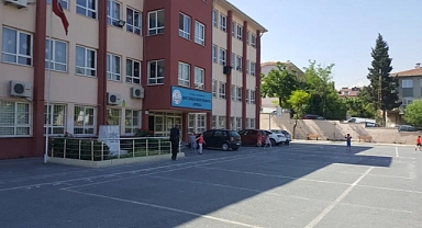 Küçükçekmece'de Kep ve Cüppe Tepkisi: