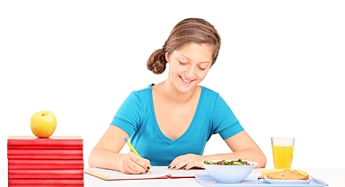 Sınav Başarısı İçin Doğru Beslenme Şart