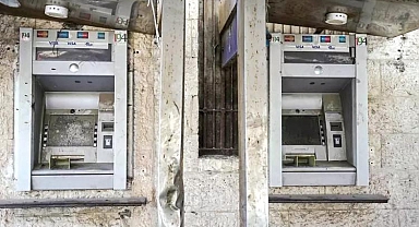 Gazze’de Otorite Boşluğu Derinleşti: Komisyoncu Çeteler Nakit Krizinden Faydalanıyor