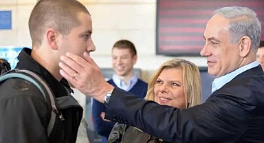 Netanyahu’nun Oğlu İsmini Değiştirip İngiltere’ye Gitti: “Müslümanların Arasında O İsimle Yaşanmaz”