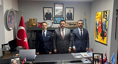 Ömer Faruk Yıldırım, Küçükçekmece Ülkü Ocakları Başkanlığını Mikail Yıldırım'a Devretti