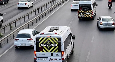Okul Servis Araçları Yönetmeliği'nde Önemli Değişiklikler Resmî Gazete'de Yayımlandı