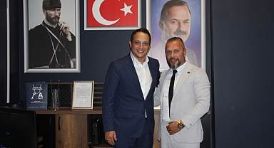 Uygun Şahin Anahtar Parti Küçükçekmece İlçe Başkanı Oldu