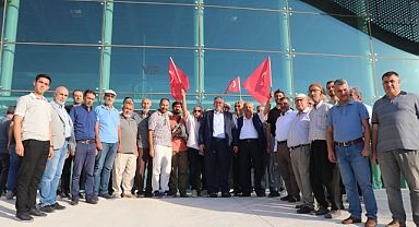 Milletvekilleri ve Aktivistler Gazze Ablukasını Kırmak İçin Yola Çıktı