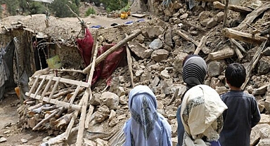 Afganistan’da 6 büyüklüğünde deprem: Can kaybı 2 bini aştı