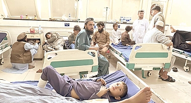 Afganistan’da Yıkım: 6.0’lık Deprem 800’den Fazla Can Aldı