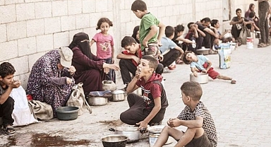 BM: İsrail, Gazze’de Soykırım İşliyor.Uluslararası Toplum Sessiz Kalırsa Suç Ortaklığı Yapmış Olur