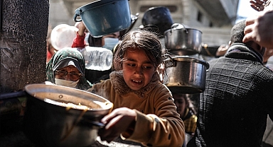 Gazze’de Açlık Can Almaya Devam Ediyor: 422 Kişi Hayatını Kaybetti
