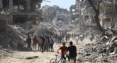 İsrail Ordusu Gazze’de Kara Saldırılarını Genişletti: “İnsani Bölge” Yalanı ve Yeni Hedef Çok Katlı Binalar