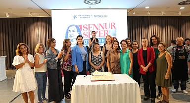 Küçükçekmece’de Edebiyat Coşkusu: Öykü ve Şiir Yarışması Ödülleri Törenle Verildi