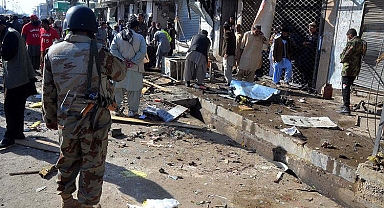 Pakistan Belucistan’da bombalı dehşet: Karargahta ölü ve yaralılar var