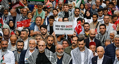 Üsküdar'da İnsan Seli: Yüz Binler Gazze İçin Yürüdü
