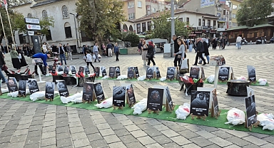 BURSA’DA GAZZE STANDINA PROVOKATİF SALDIRI: VALİLİK İZNİNE RAĞMEN ENGELLEME GİRİŞİMİ