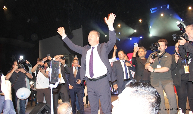 Coşku, İnanç ve Umut: Anahtar Parti İstanbul'da İktidar Yürüyüşünü Başlattı!