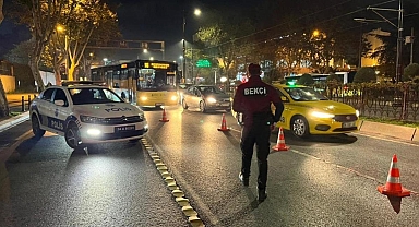 İstanbul’da Helikopter Destekli “Huzur Uygulaması”: Şüpheli Araçlar Didik Didik Arandı