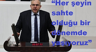 Doç. Dr. Necmettin Çalışkan: “Her Şeyin Sahte Olduğu Bir Dönemdeyiz”
