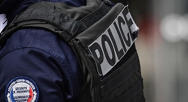 Fransa'da araç kalabalığa daldı: Çok sayıda yaralı