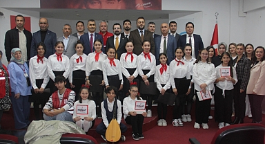 Küçükçekmece'de Kızılay Haftası Coşkusu: Fevzi Çakmak Ortaokulu'nda Anlamlı Program 