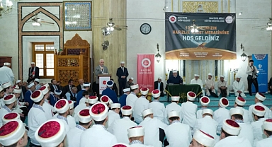 Maltepe Müftülüğü 132 Hafızı İcazetle Uğurladı.Vali Davut Gül Hafızları Tebrik Etti