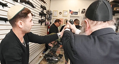 New York’ta Güvenlik Alarmı: Yahudiler Silahlanıyor, Sebep Mamdani Korkusu