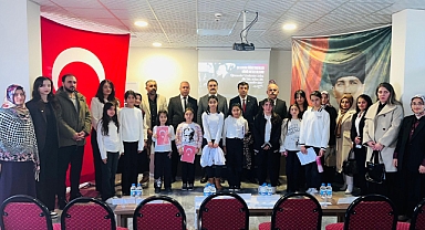 Oktay Efe’nin 24 Kasım Öğretmenler Günü Mesajı