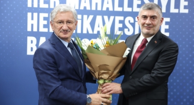 AK Parti Başakşehir’de Bayrak Değişimi: Feti Ahmet Balin Görevi Devraldı 