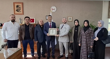 Ensar Vakfı’ndan Milli Eğitim Müdürlüğü’ne “Sana Emanet” Ziyareti 