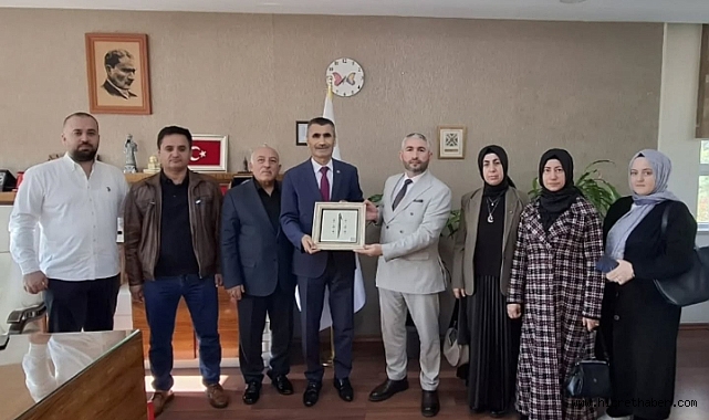 Ensar Vakfı’ndan Milli Eğitim Müdürlüğü’ne “Sana Emanet” Ziyareti 