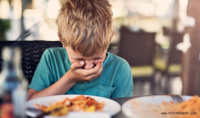 Gıda Zehirlenmesi Hafife Alınmamalı: Uzun Vadeli Sağlık Riskleri Taşıyor