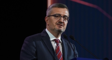 İletişim Başkanı Duran’dan Uçak Kazası Sonrası Uyarı: Teyitsiz Bilgilere İtibar Edilmemeli