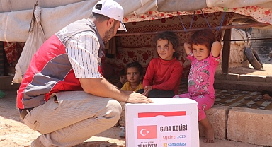 İnsani Destek Sürüyor: Sadakataşı 4 Bin Aileye Gıda Kolisi Ulaştırdı