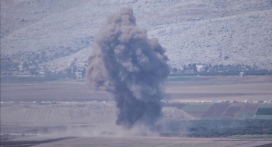 Süveyda Kırsalına Hava Saldırısı: Hedef Silah Deposu İddiası