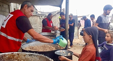 Türk Kızılay Gazze’de Ateşkes Sonrası Yardımlarını Artırdı 