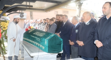 CHP Küçükçekmece Yasta: Bircan Yalçın Son Yolculuğuna Uğurlandı 