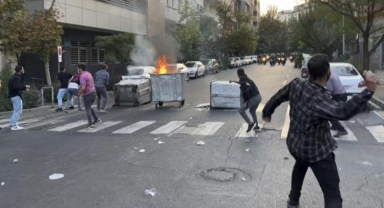 İran’dan Sert Suçlama: “Gösteriler Yabancı İstihbaratların Organize Provokasyonu”