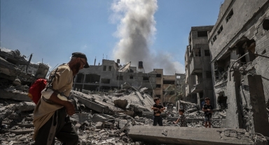 İsrail Ateşkesi Yine İhlal Etti: Gazze’de 7’si Aynı Aileden 12 Filistinli Hayatını Kaybetti