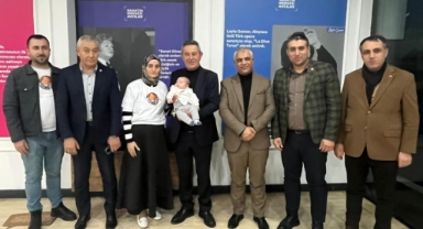  Sanatçılar Sahne Aldı, Hayırseverler Destek Verdi: Çınar Bebek Yalnız Değil