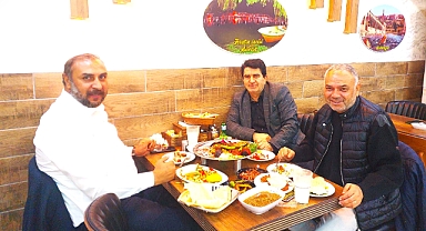 Şanlıurfalılar Dernek Başkanı Özay'dan Basına Vefa: Gazeteciler Günü'nde Anlamlı Buluşma