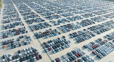 Tesla ve Diğer Üreticiler İçin Kritik Karar: Çin, Elektrikli Kapı Kollarını Kaldırıyor