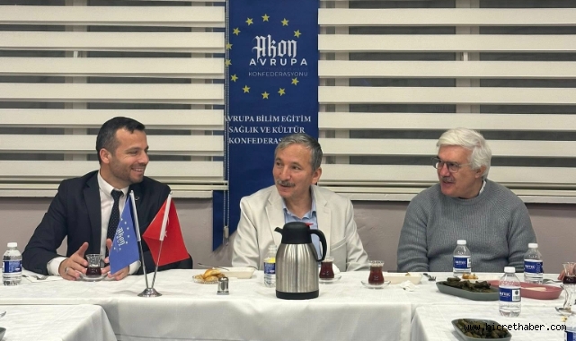 AKON Yeni Genel Merkezinde Akademisyenlerle İstişare Toplantısı Gerçekleştirdi 