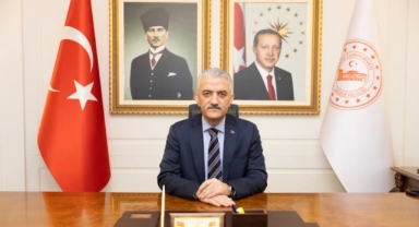 Düzce Valisi Mehmet Makas'tan Berat Kandili Mesajı