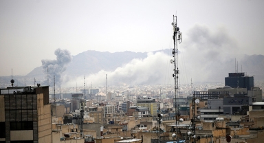 İran: ABD-İsrail Saldırılarında 43 Bin Sivil Birim Hasar Gördü, 223 Kadın Hayatını Kaybetti