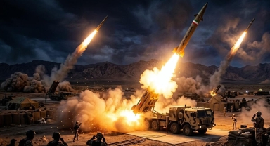 İran-ABD-İsrail Savaşı 21. Gününde: ‘İntikam Dronları’ ve Kara Harekatı Sinyalleri