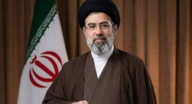 İran'da Yeni Dini Lider Belli Oldu: Mücteba Hamaney Resmen Seçildi