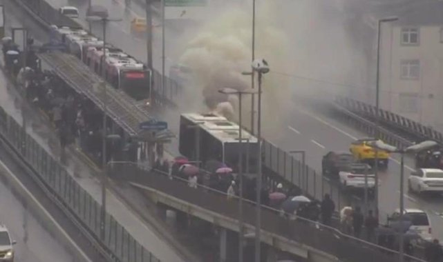 Şişli’de Metrobüs Yangını: Seferler Aksadı, Yol Trafiğe Kapatıldı