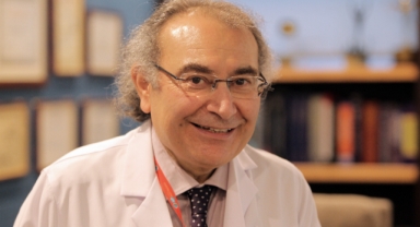 Prof. Dr. Nevzat Tarhan: “Atalarımızın öğrettiği erdem ahlakını tüketmek üzereyiz” 