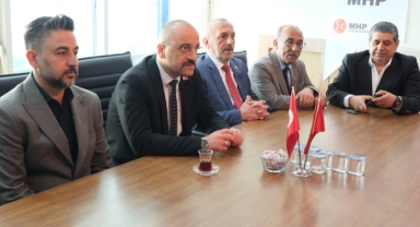 MHP Küçükçekmece'de Yeni Dönem: Ekrem Sarısoy Görevine Coşkulu Bir Başlangıç Yaptı 