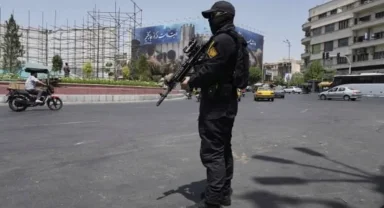 İran’ın Kirmanşah Eyaletinde Silahlı Saldırı: 2 Devrim Muhafızı Hayatını Kaybetti