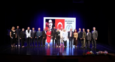 Sanat, Bilim ve Sosyal Sorumluluk Dünyası Cumhuriyet Ödüllerinde Buluştu